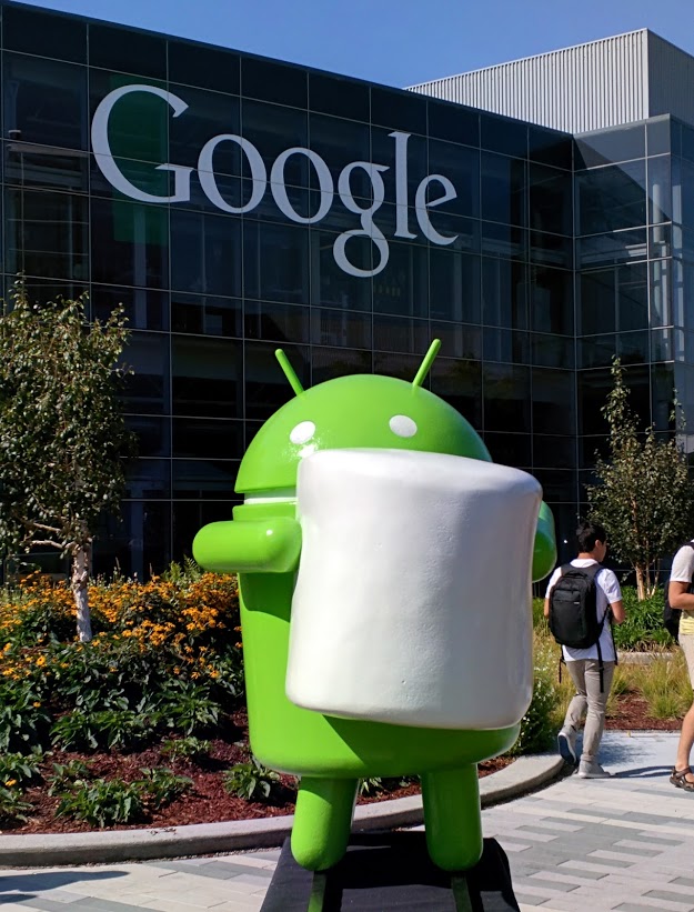 Android Marshmallow Statue